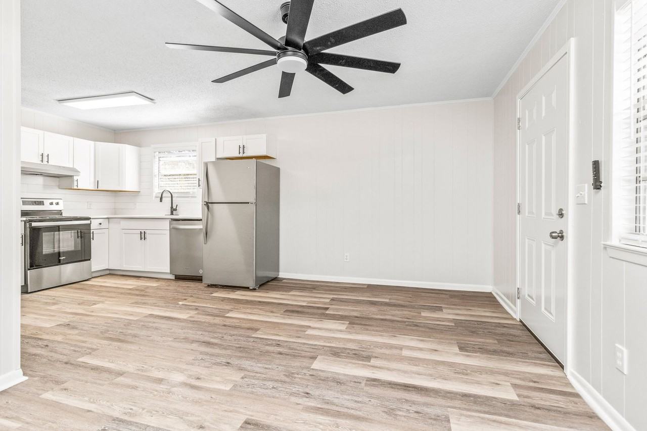 Magnolia Apartments - Photo 5 of 15