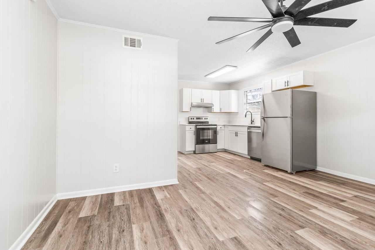 Magnolia Apartments - Photo 6 of 15