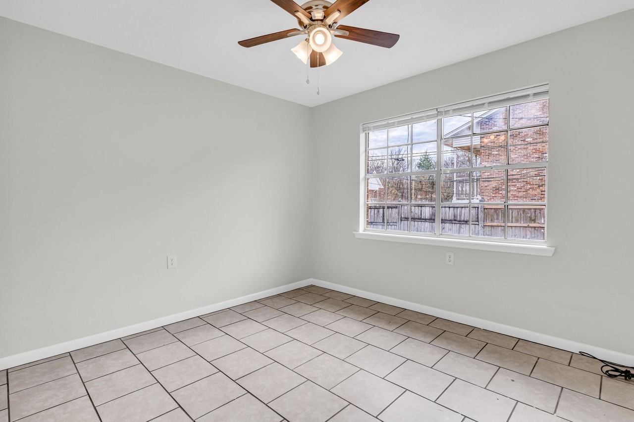 1010 N Montgomery St Apt 2b #2B - Photo 7 of 22