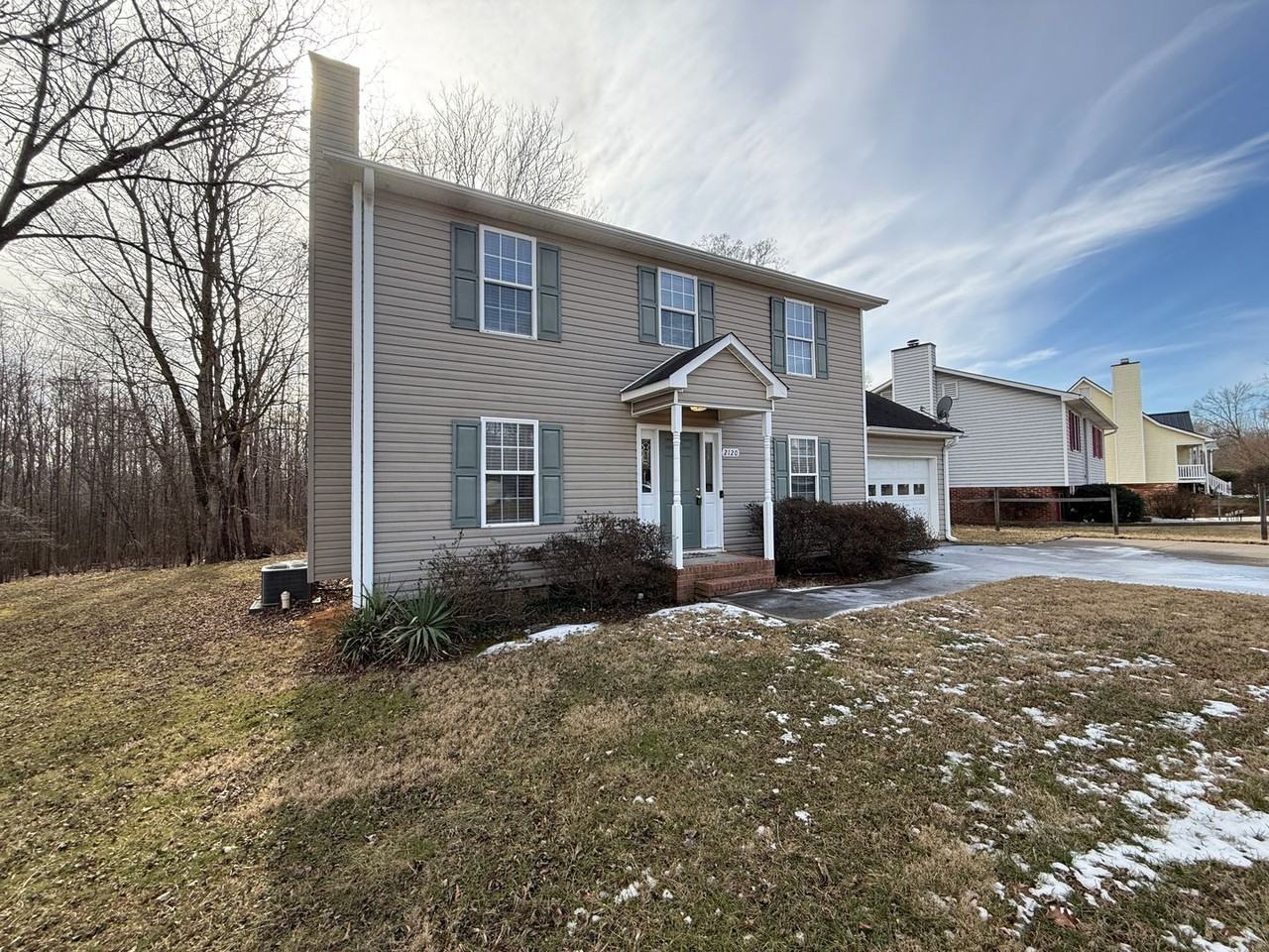 2120 Dave St - Photo 2 of 20