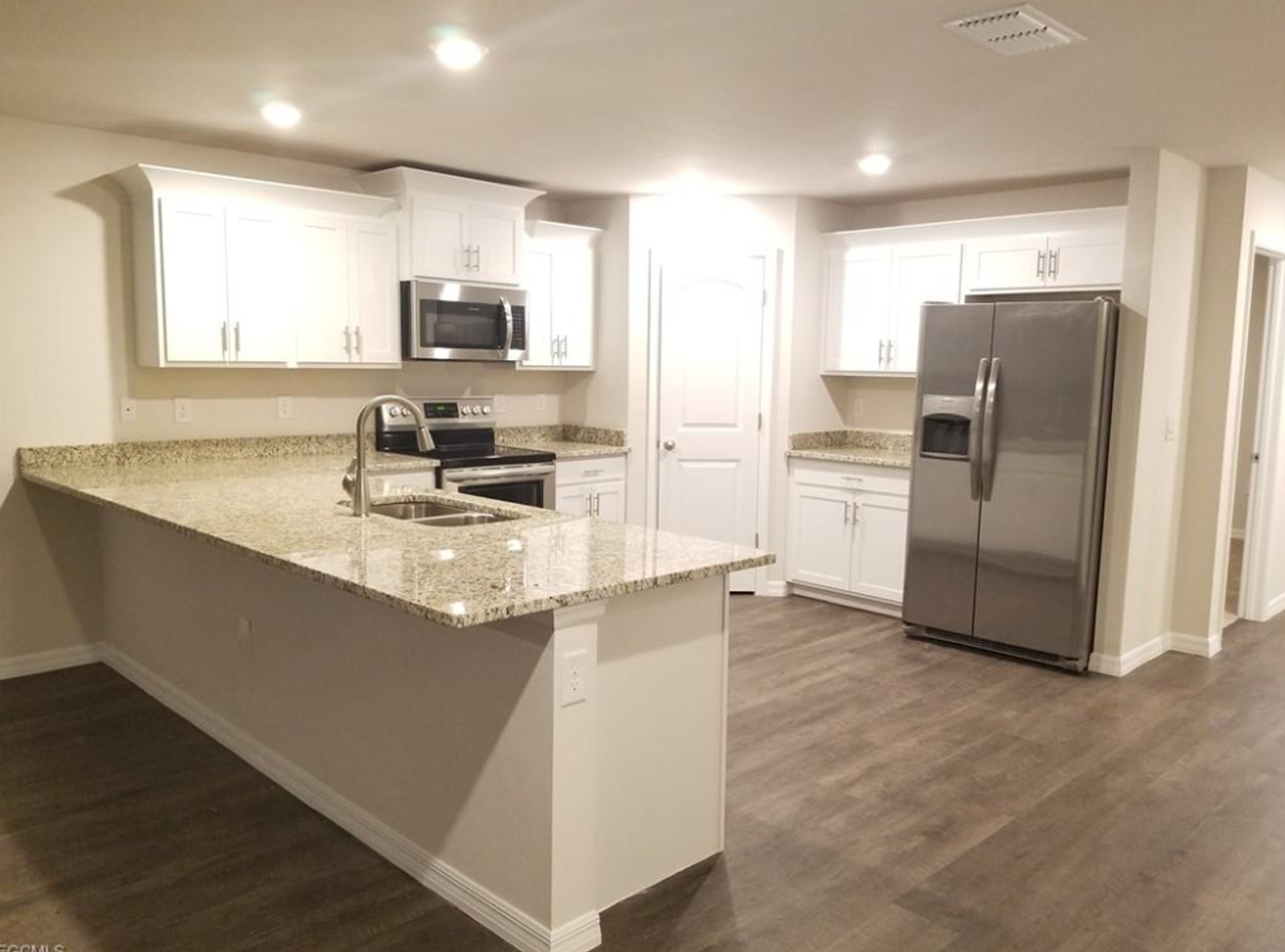 1333 Nw 13th Pl - Photo 2 of 13