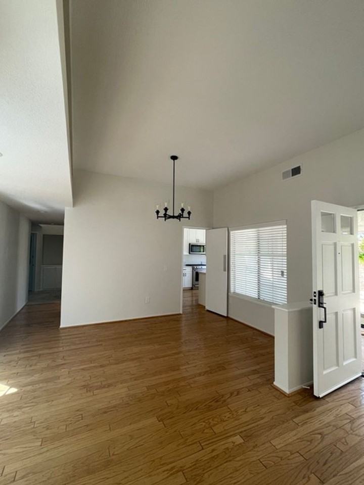 26343 Marsala Dr - Photo 3 of 11