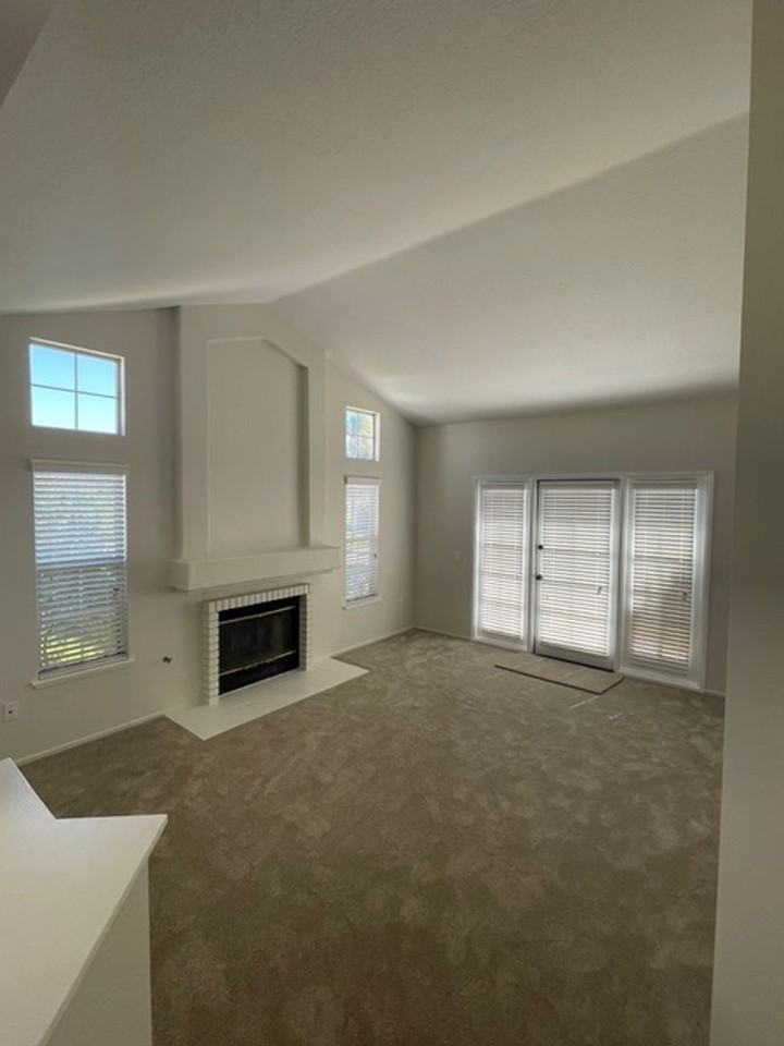 26343 Marsala Dr - Photo 5 of 11