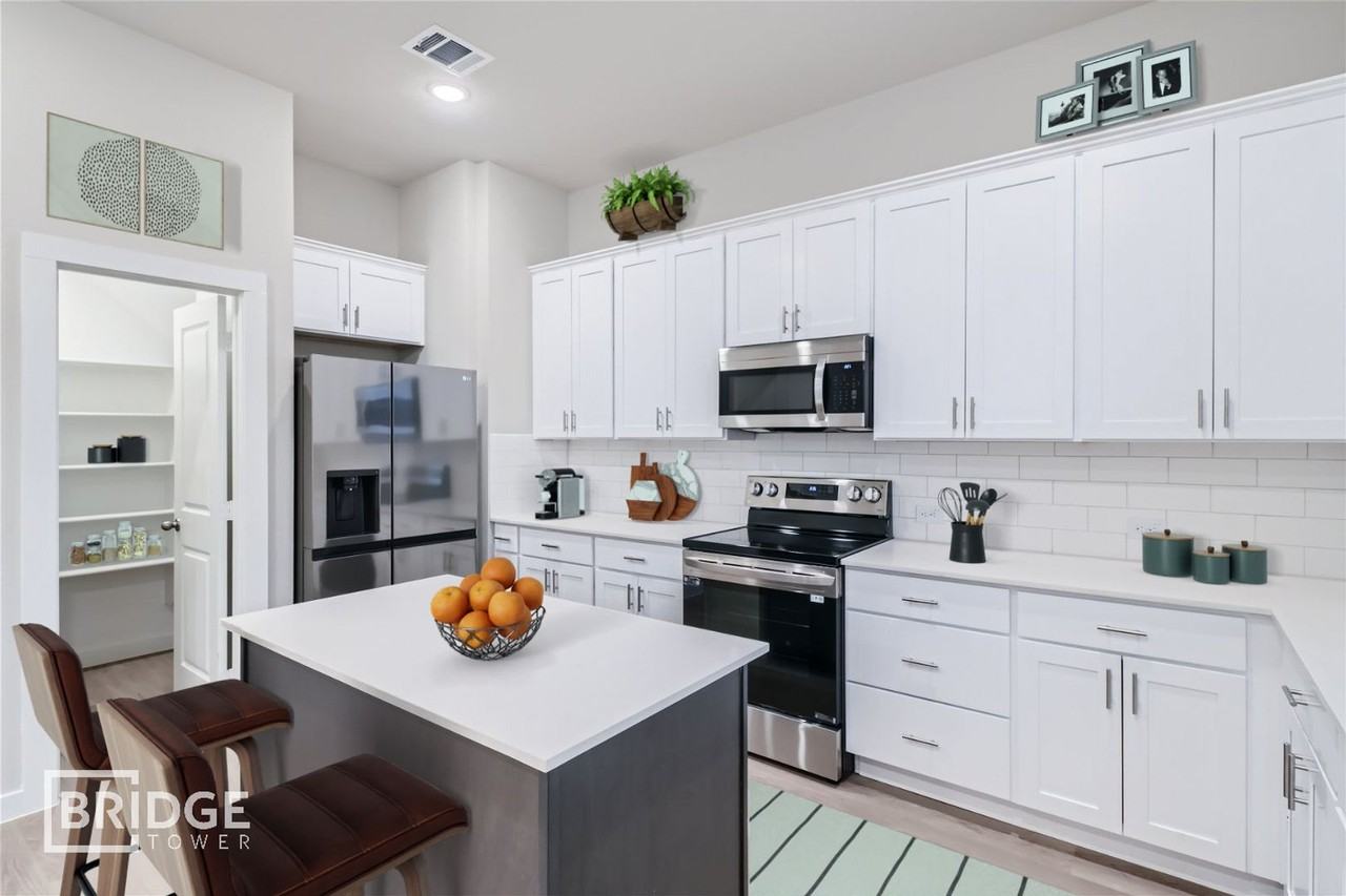 2208 Hopper Ln - Photo 2 of 11