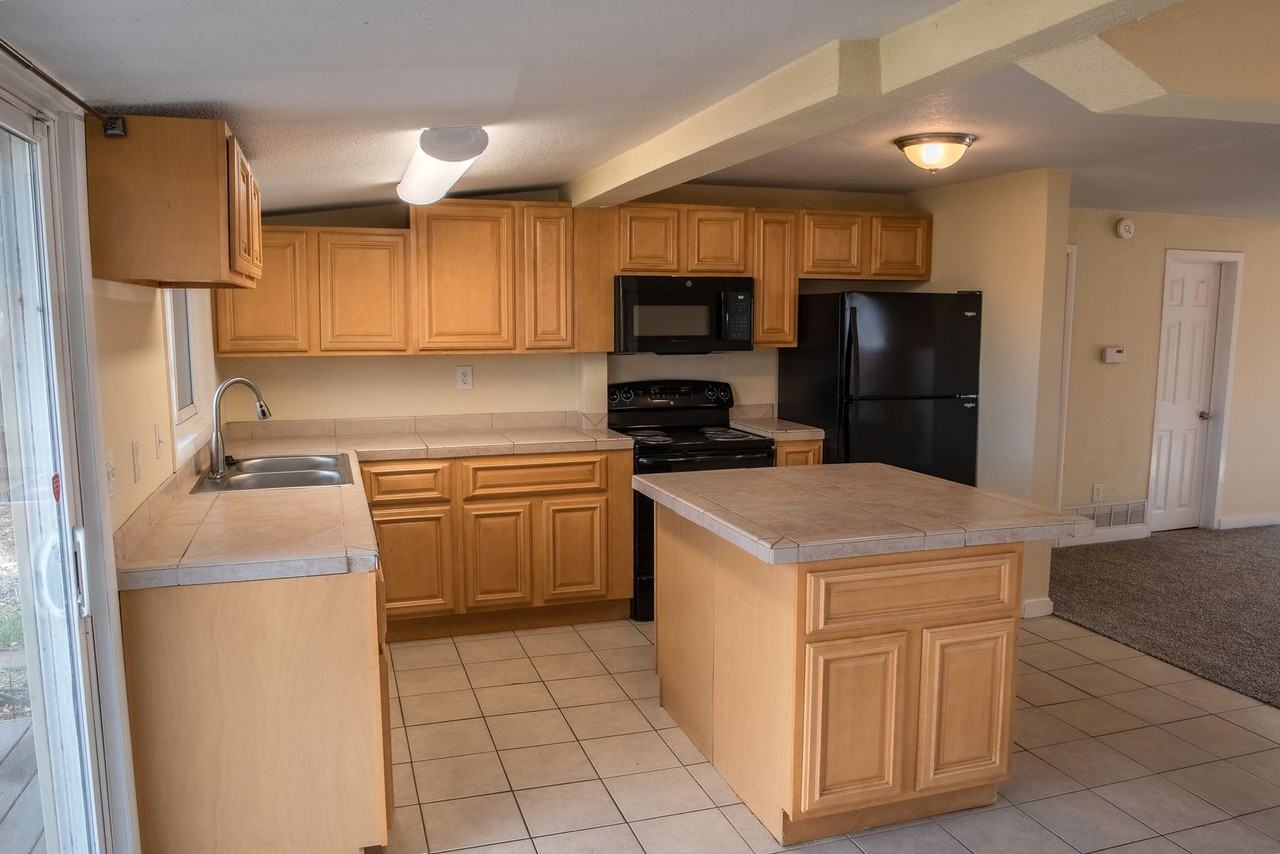 1946 S Elati St - Photo 3 of 18