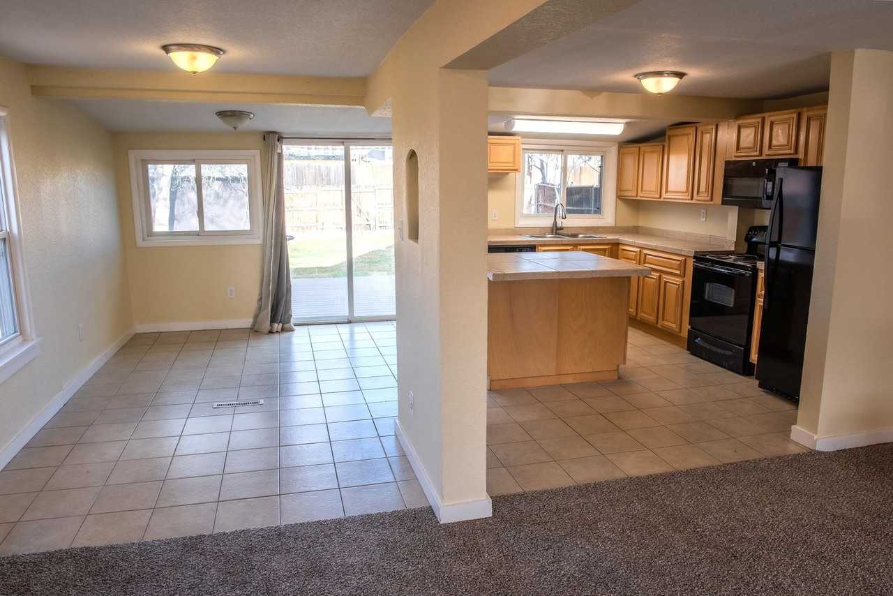 1946 S Elati St - Photo 5 of 18