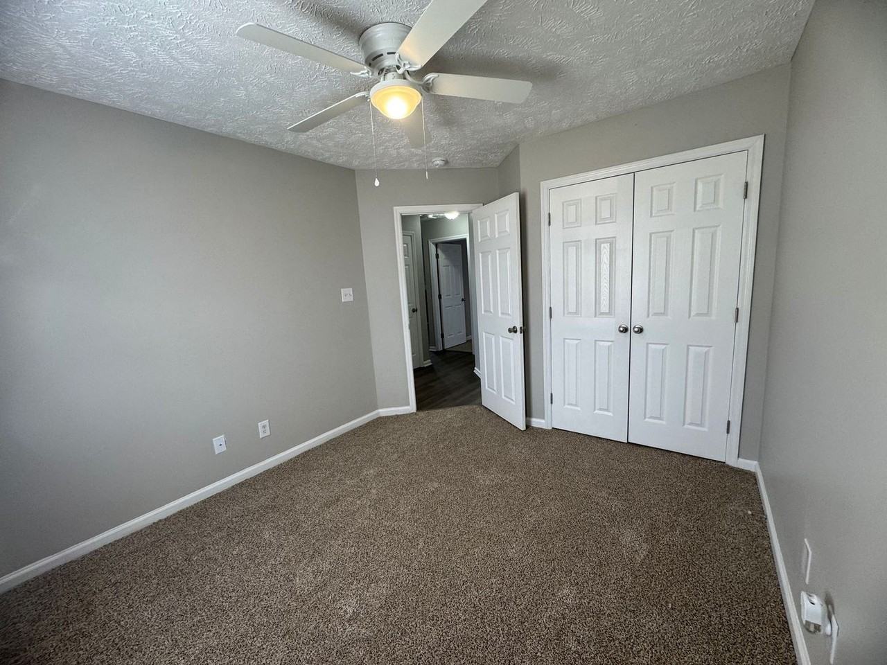 1453 Ferndell Dr - Photo 7 of 13