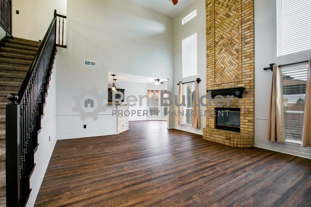 8324 Calle Primera Nw - Photo 5 of 26