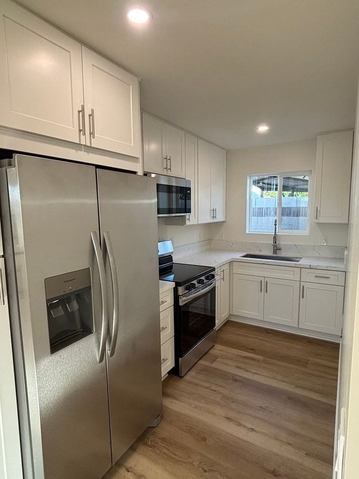 15528 Cameo Ave - Photo 6 of 23