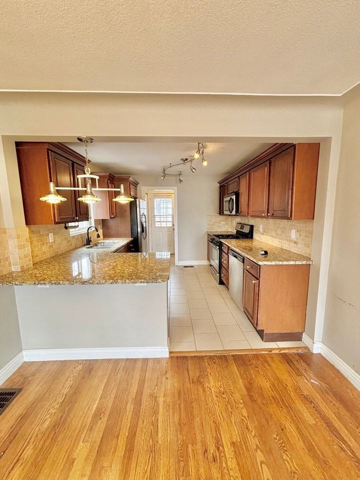 4995 Vallejo St - Photo 7 of 29