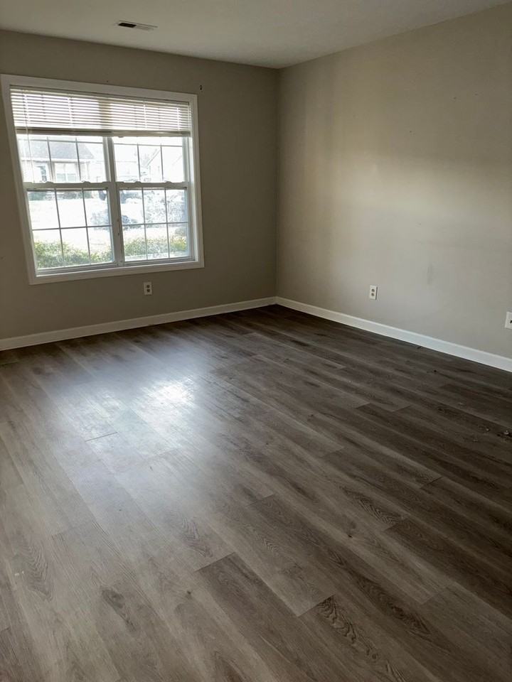 154 13th Ave Nw - Photo 3 of 9