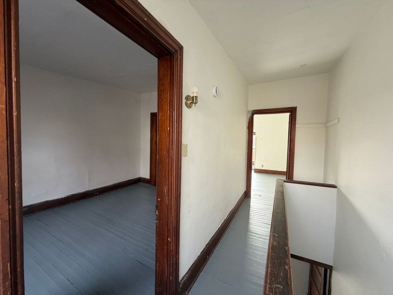 347 E King St - Photo 5 of 8