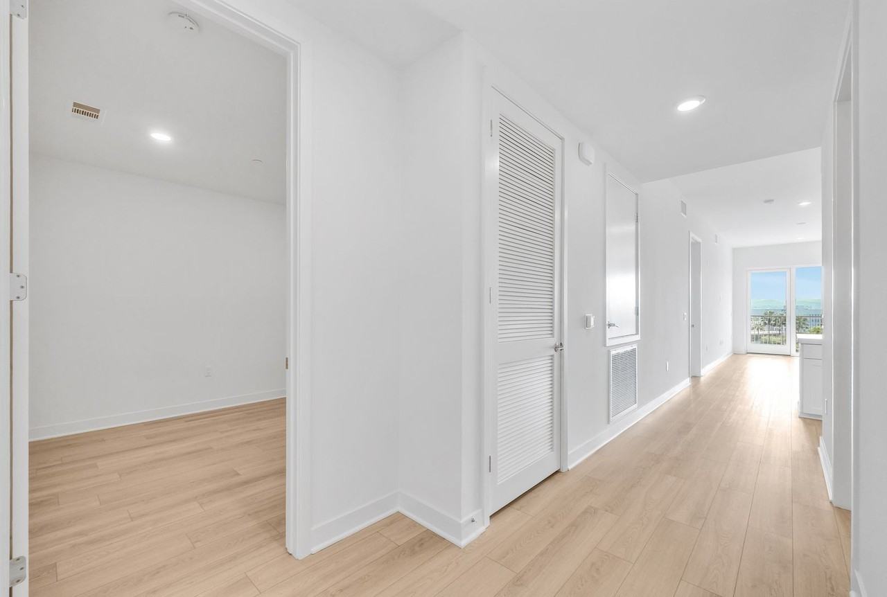 4507 Rivington - Photo 7 of 33