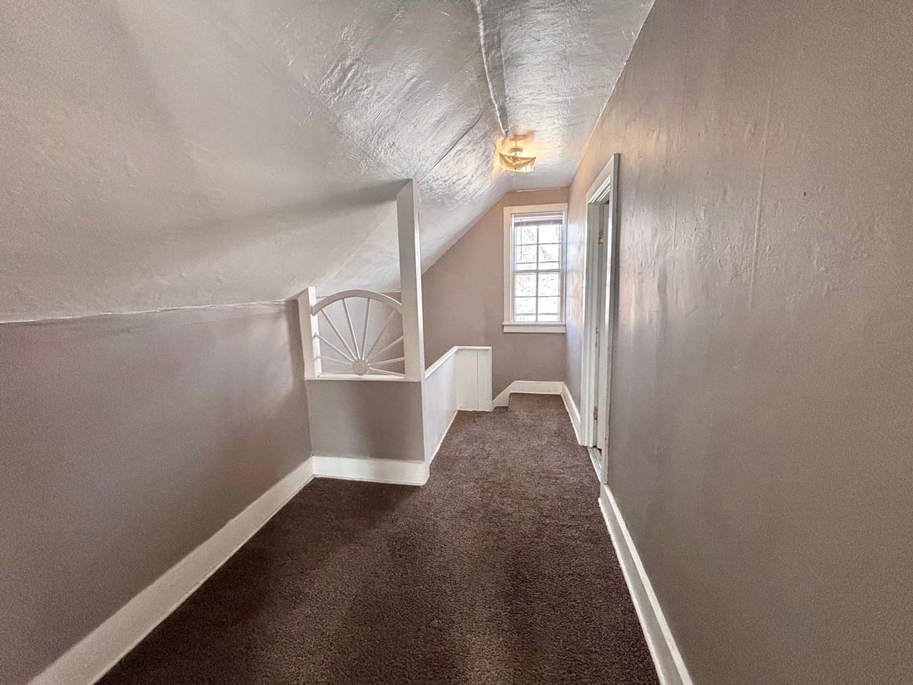 726 W Military Ave - Photo 7 of 12