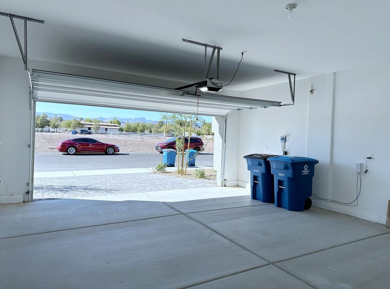 8378 S Miller Ln - Photo 5 of 49