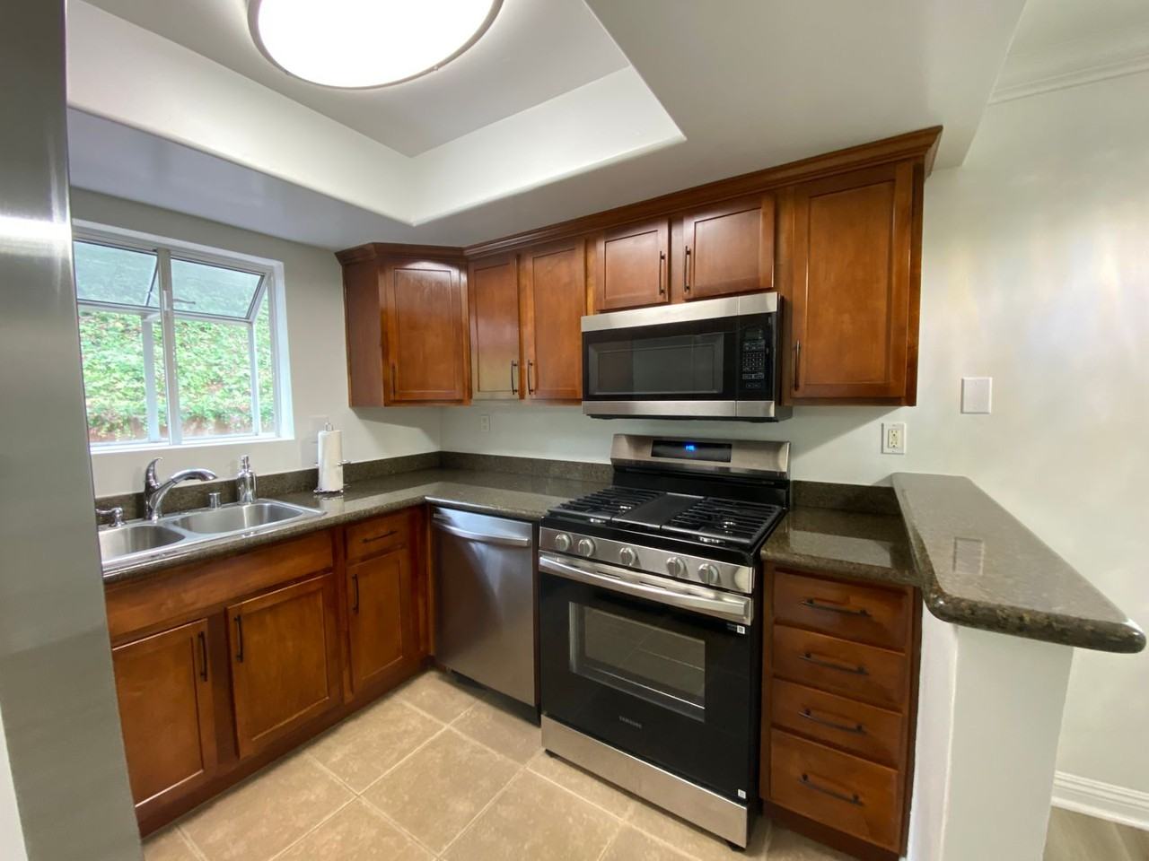 801 Sea Cliff Way #801 - Photo 7 of 33