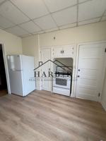 featured image of 711 1st Dr Nw