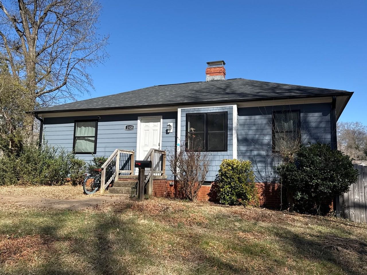 2520 Brentwood Pl - Photo 2 of 2