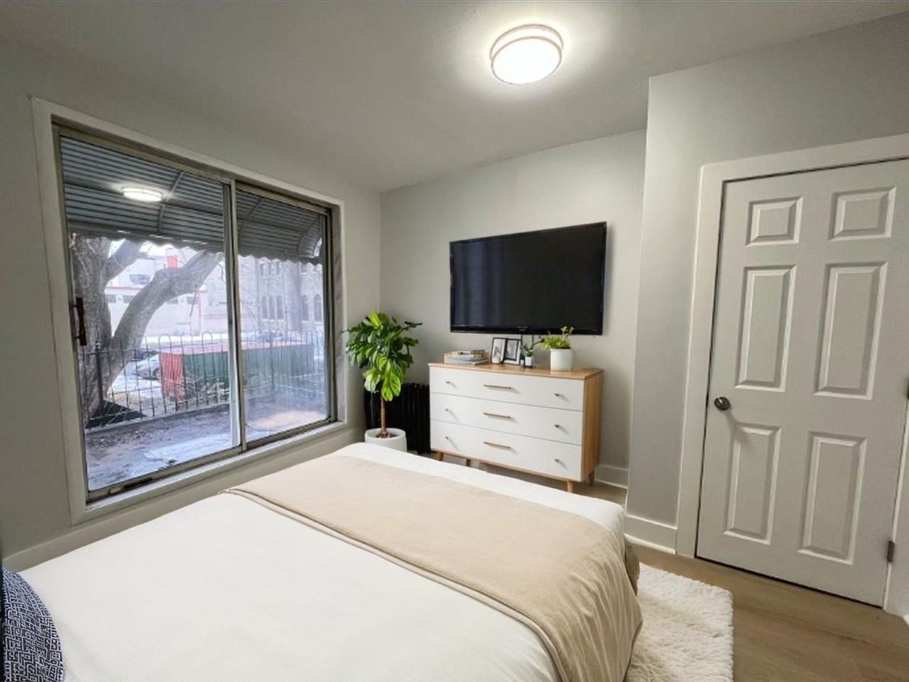 3206 Wharton St - Photo 3 of 34