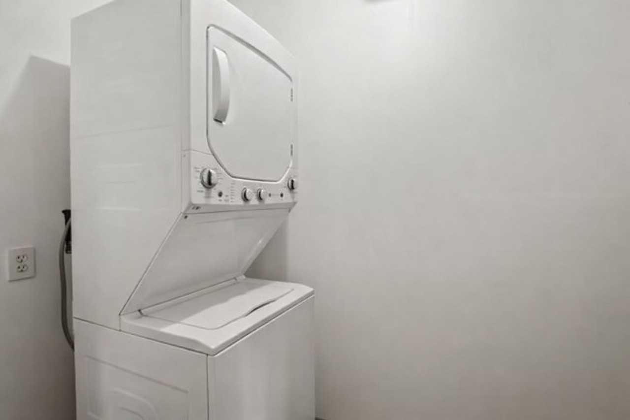 40275 Plymouth Rd - Photo 7 of 12