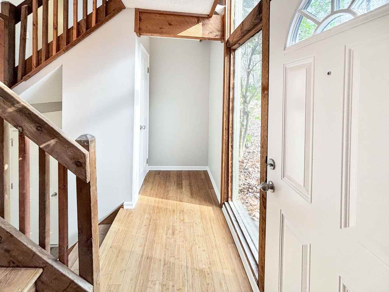 1543 Hillhaven Dr - Photo 4 of 37