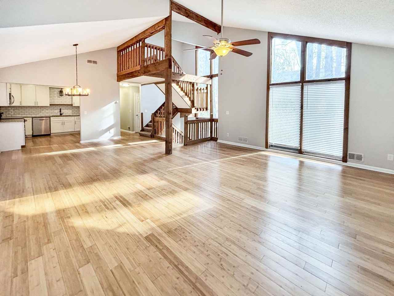 1543 Hillhaven Dr - Photo 6 of 37