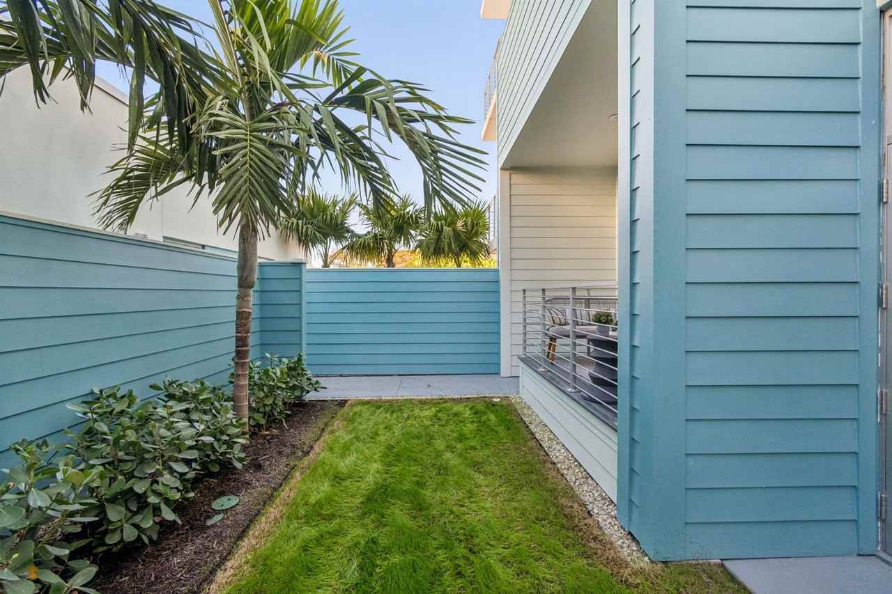 1343 4th St - Photo 7 of 50