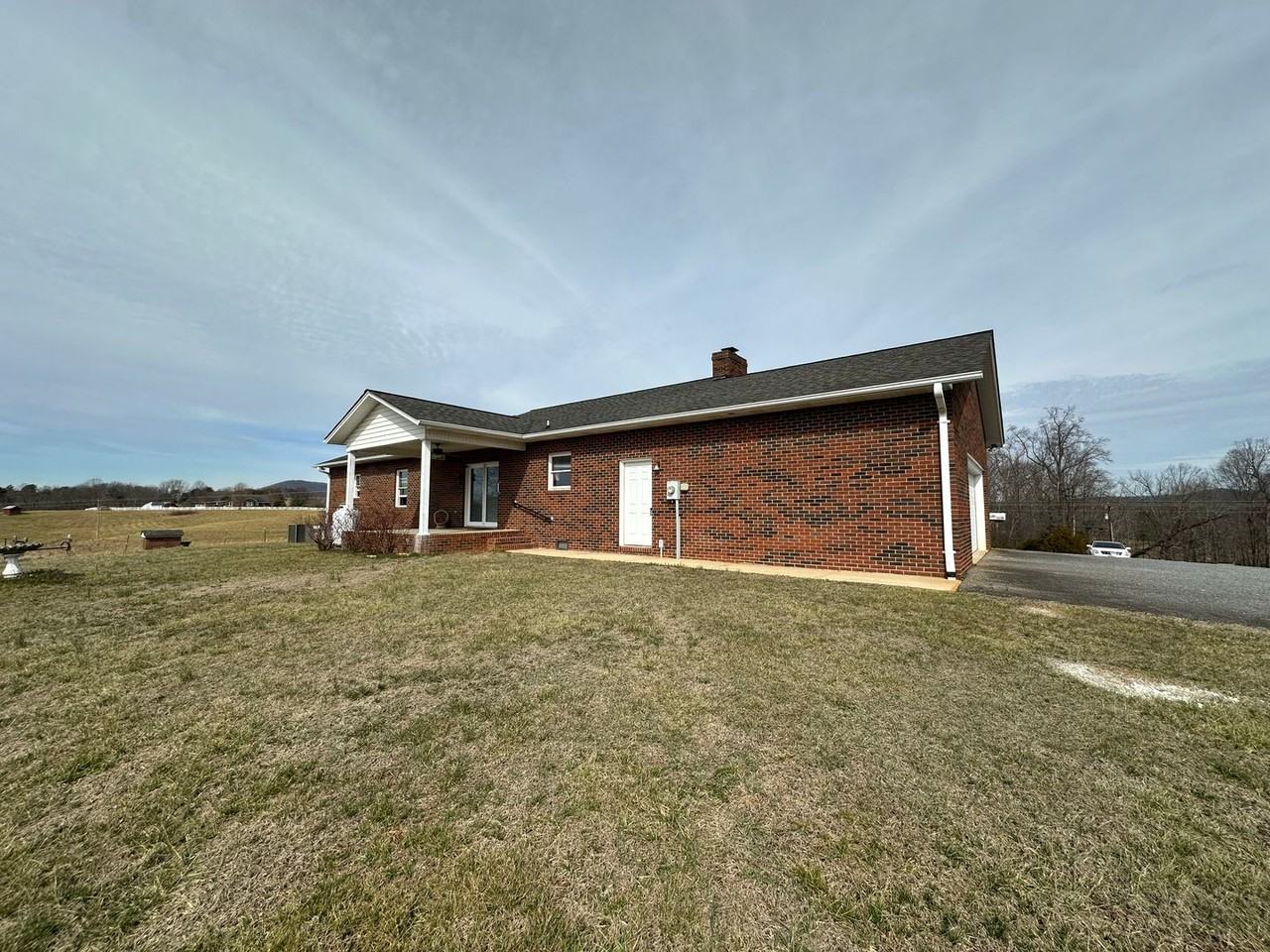 583 Damascus Church Rd - Photo 7 of 13