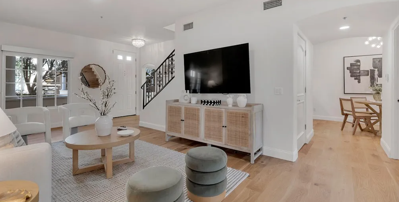 851 N San Vicente Blvd #128 - Photo 2 of 34