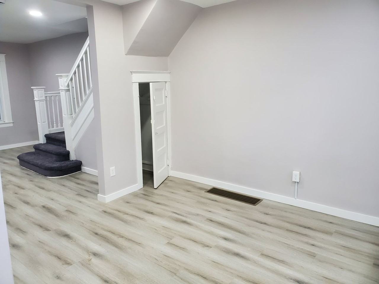 118 S 57th St - Photo 4 of 19