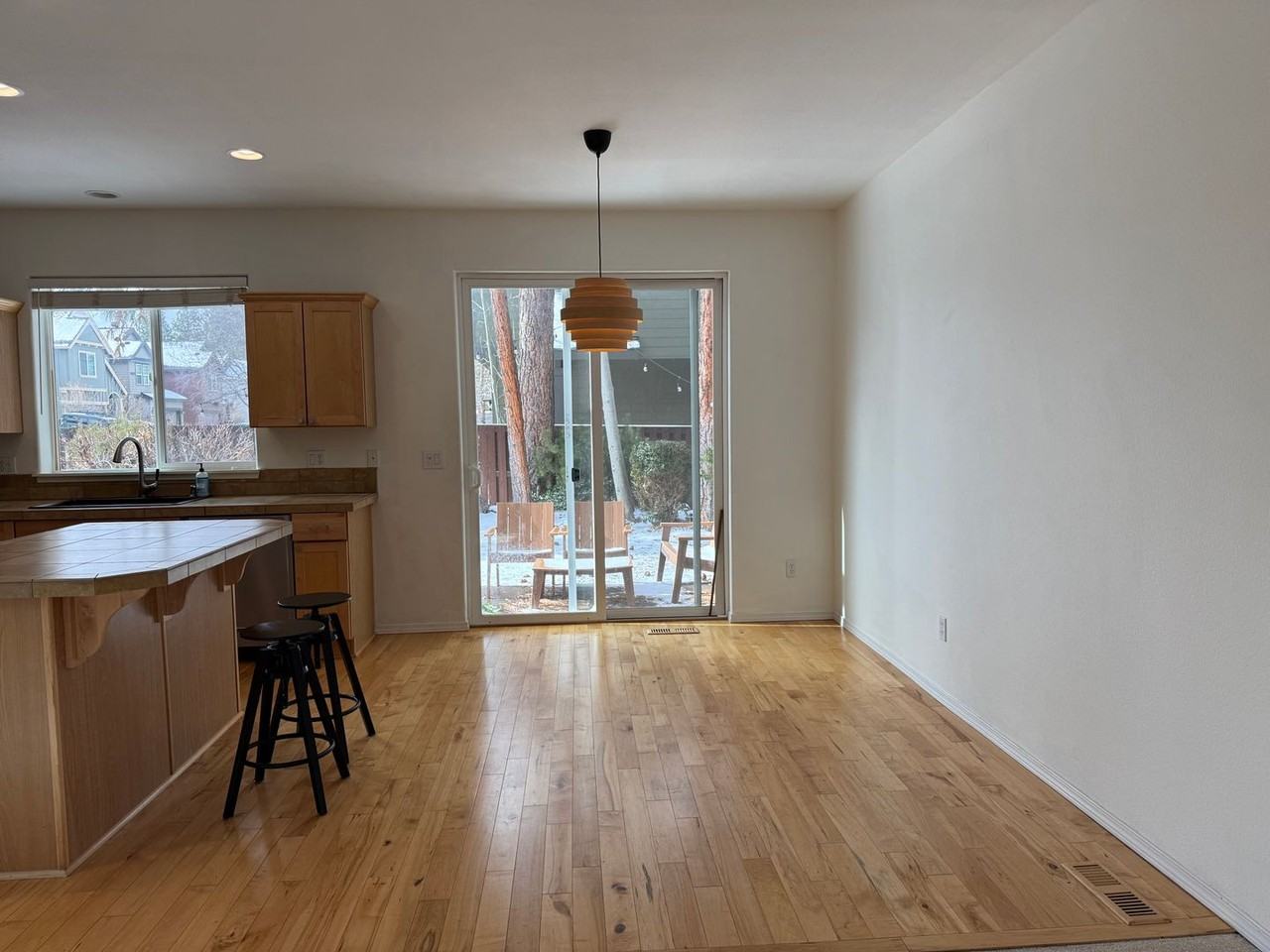 19430 Hollygrape St - Photo 7 of 27