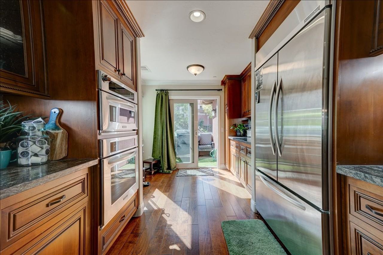 7608 Camino Abierto - Photo 3 of 35