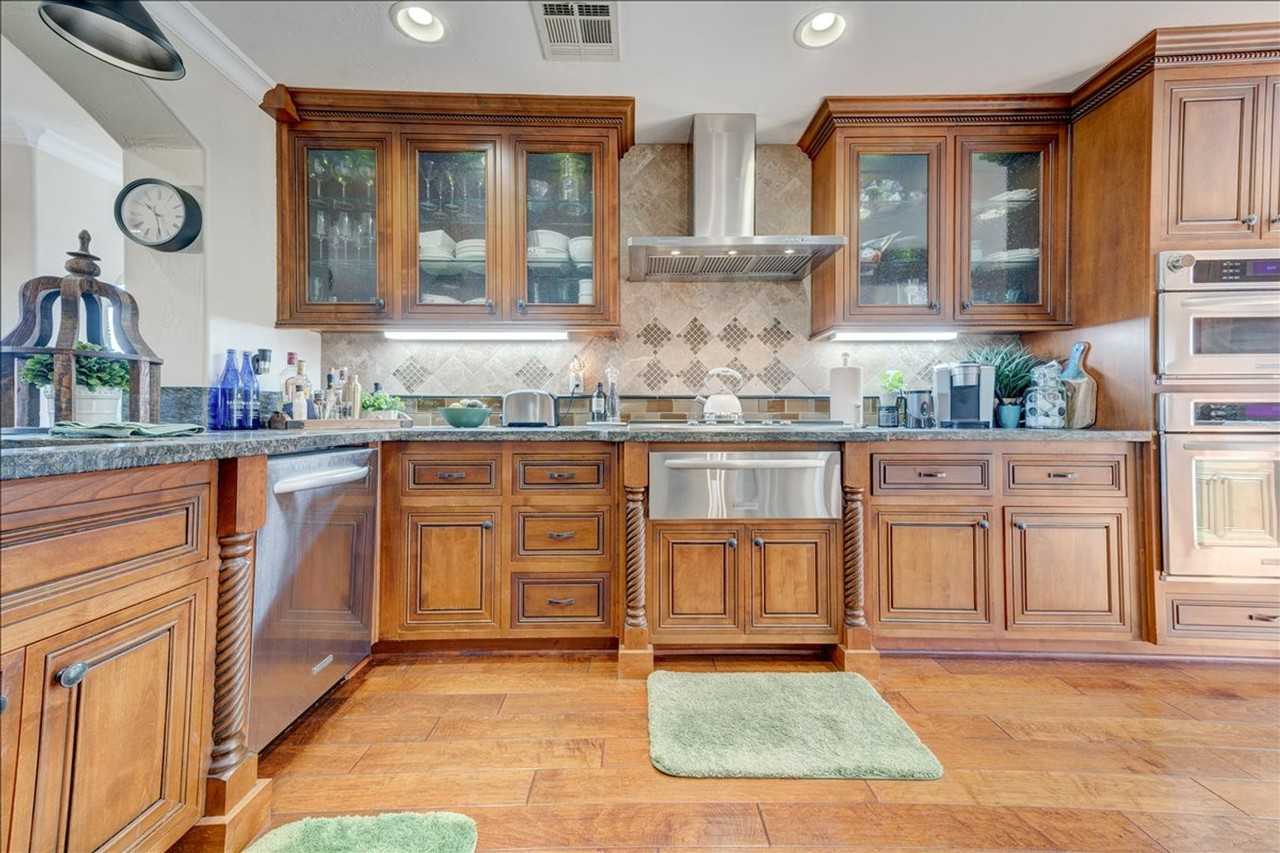 7608 Camino Abierto - Photo 4 of 35