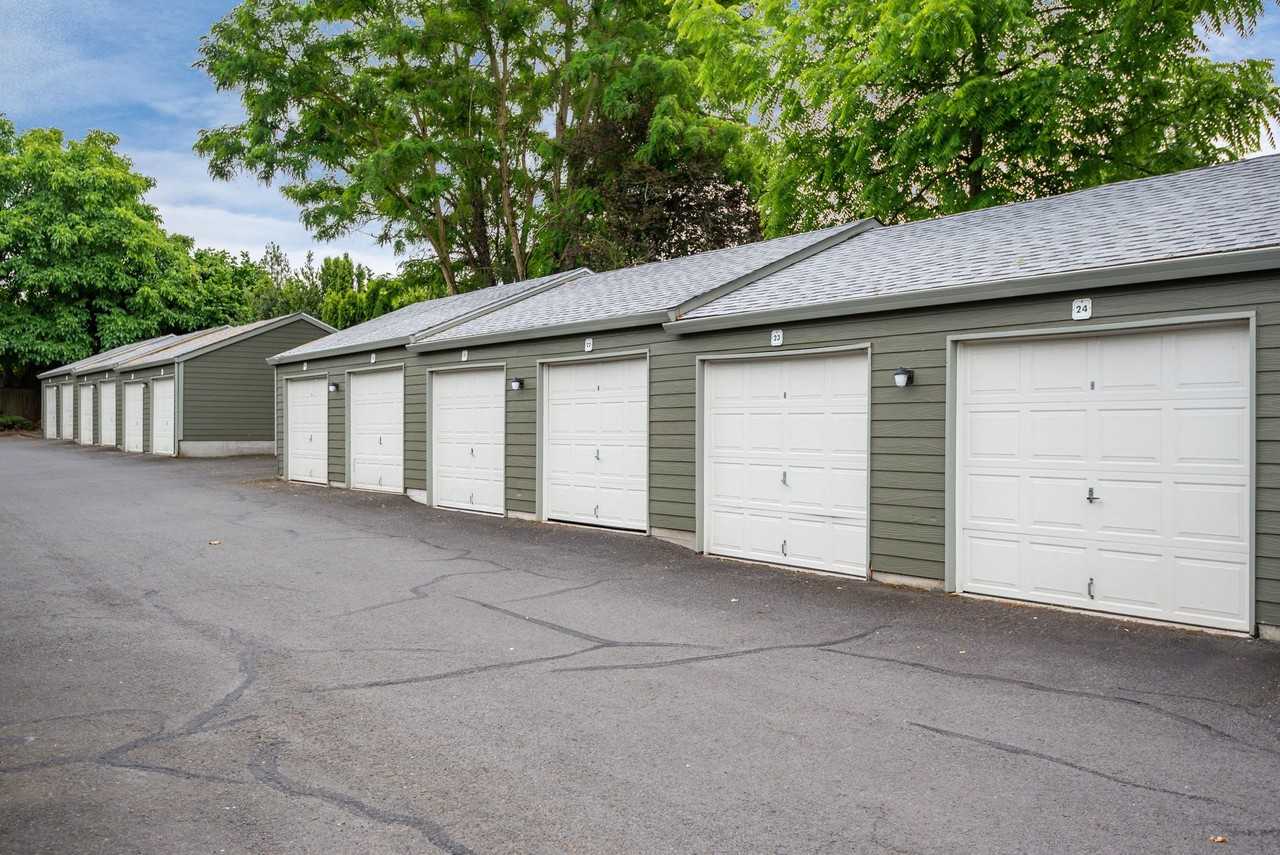 Courtyards at Fairview - Photo 7 of 8