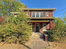 featured image of 551 E Boswell St