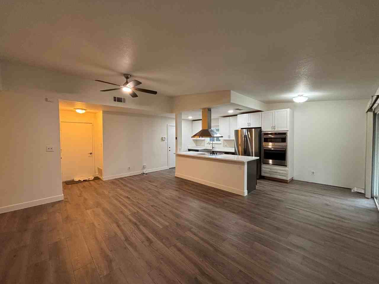 556 Gregory Dr - Photo 6 of 22