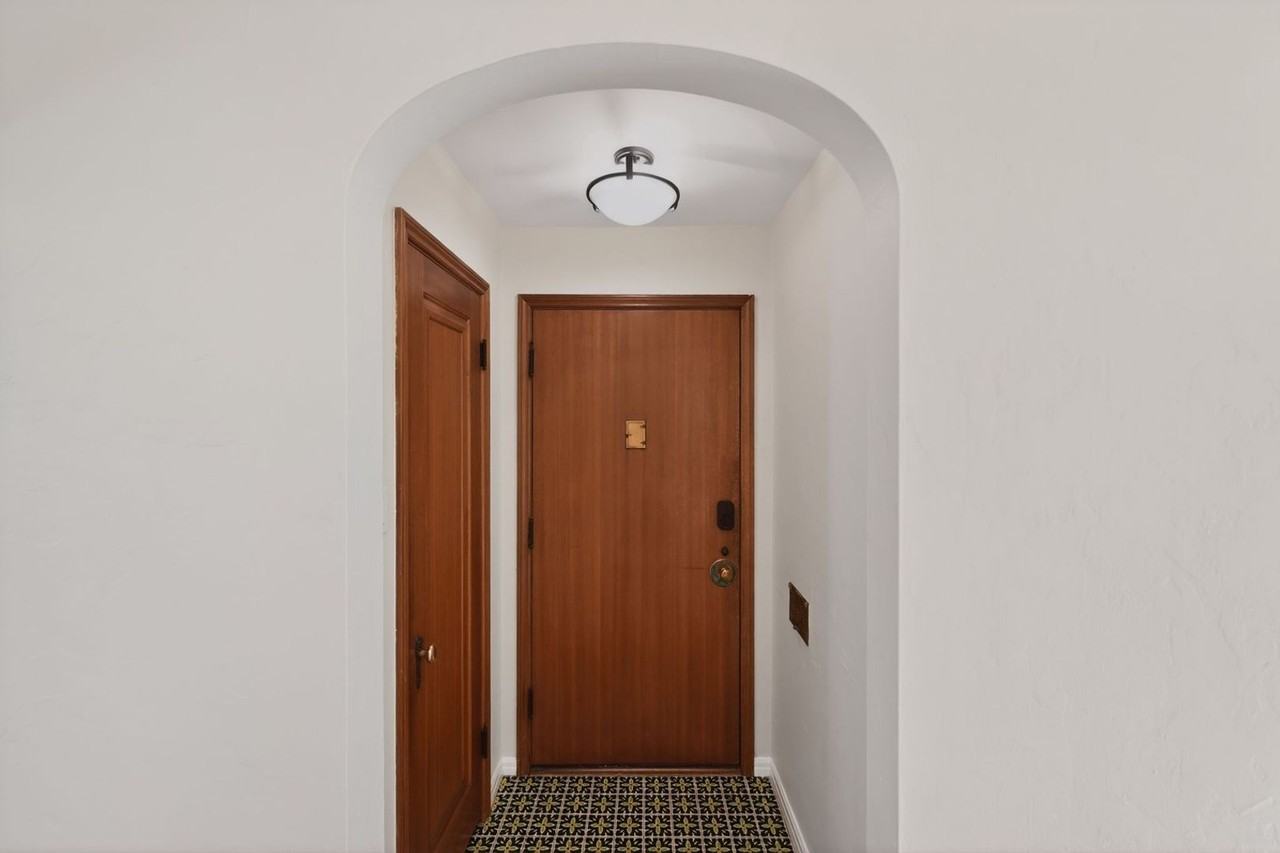 665 Krameria St - Photo 3 of 32