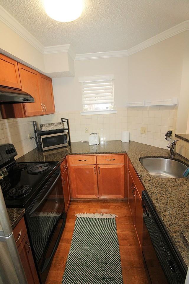 2510 Cranbrook Ln #22 - Photo 6 of 13