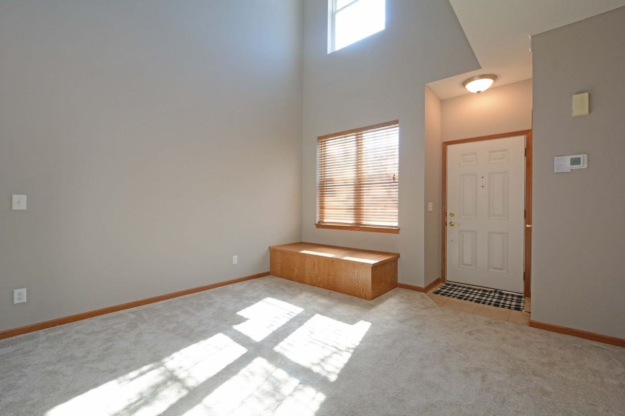 5050 Holly Ln N #7 - Photo 4 of 19