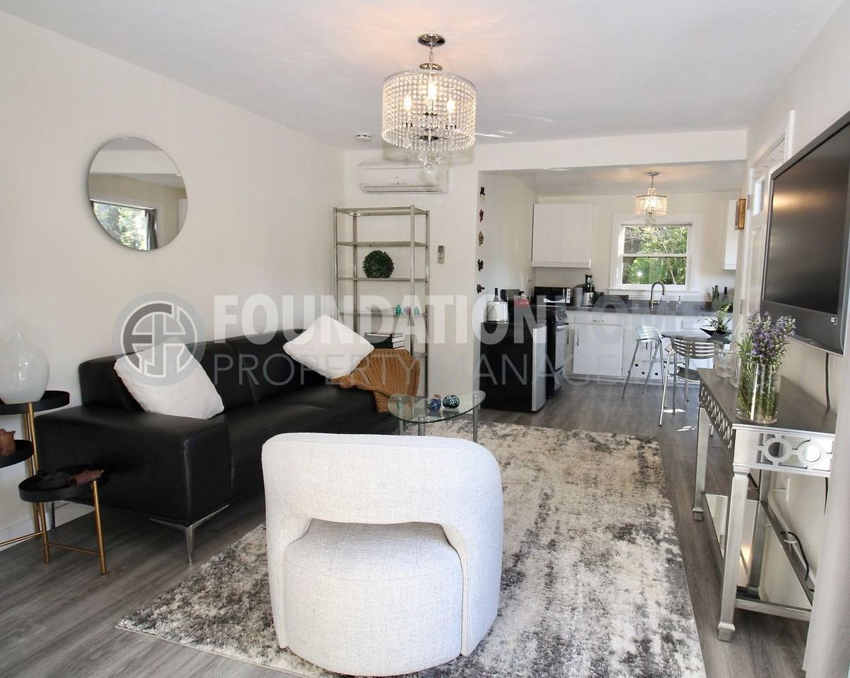 70 Karl Ave - Photo 3 of 13