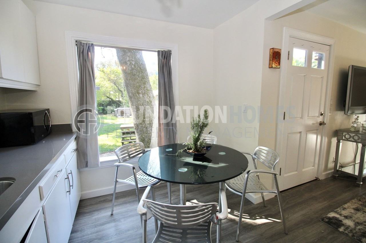 70 Karl Ave - Photo 6 of 13