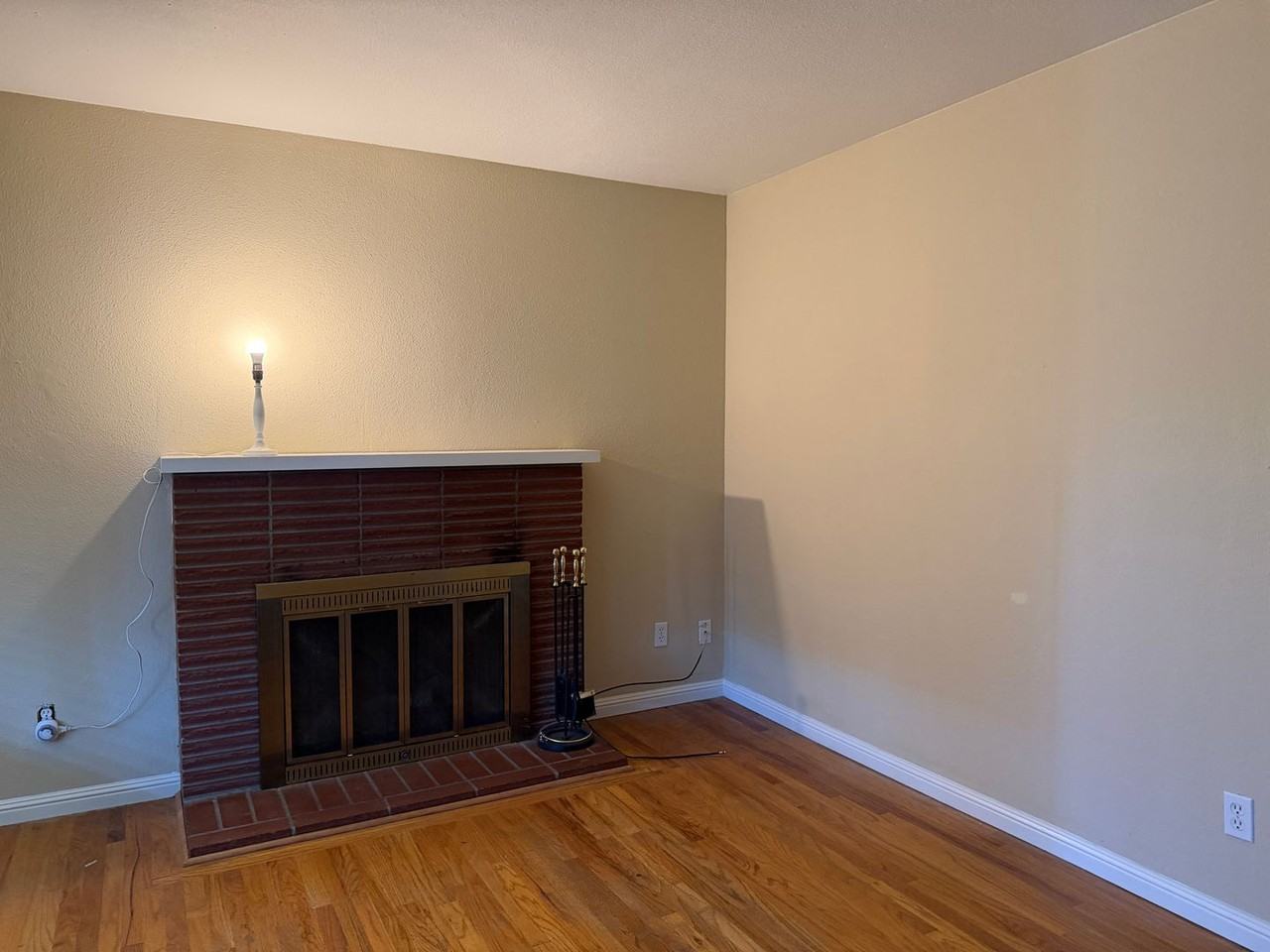 801 Barbara Way - Photo 3 of 6