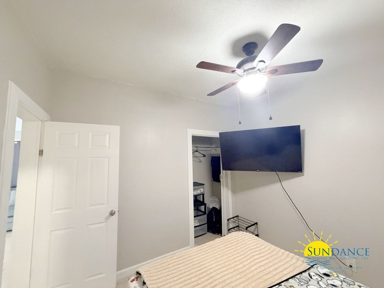 650 650 Blakey Avenue - Photo 6 of 8