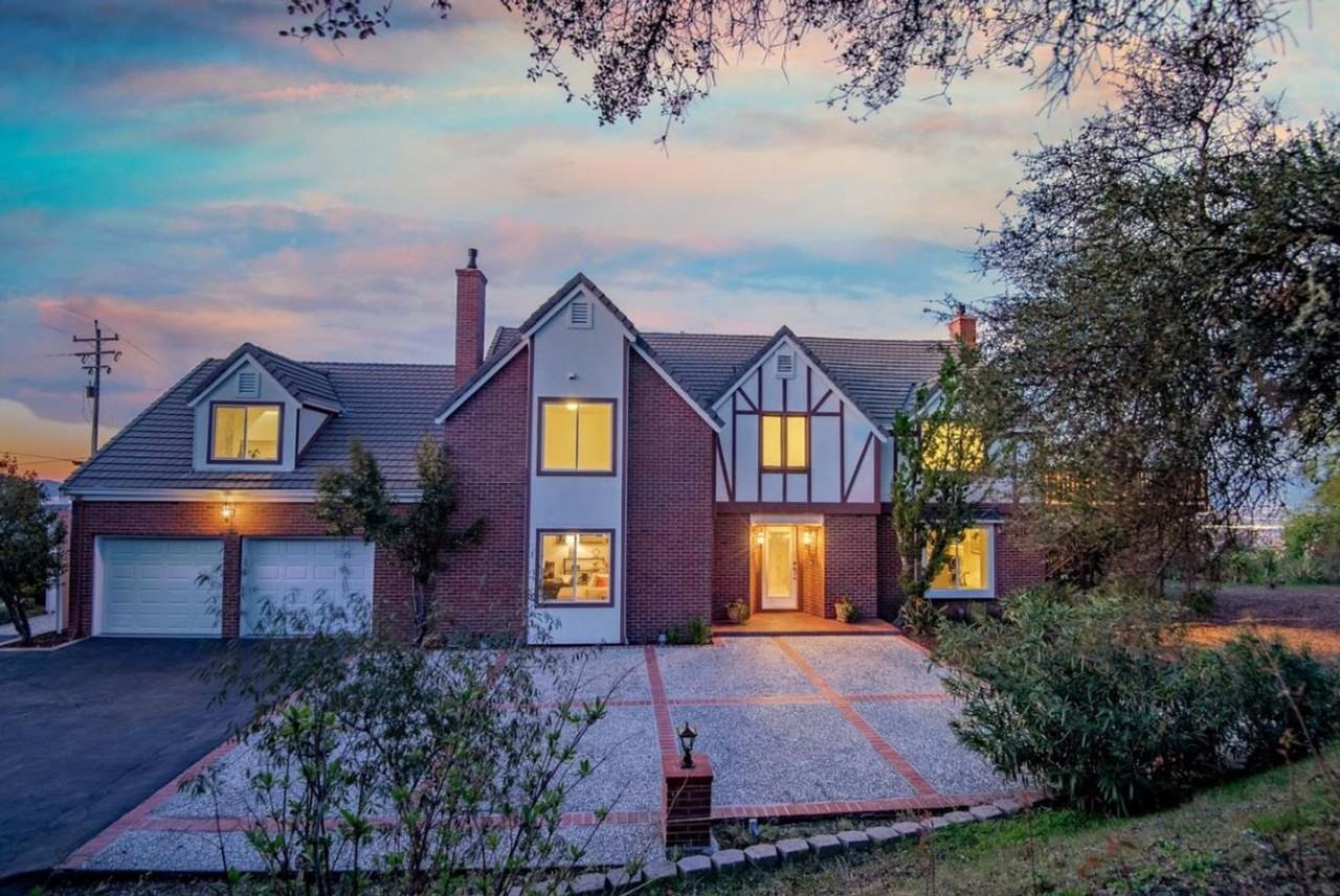 15280 Blackberry Hill Rd - Photo 2 of 19