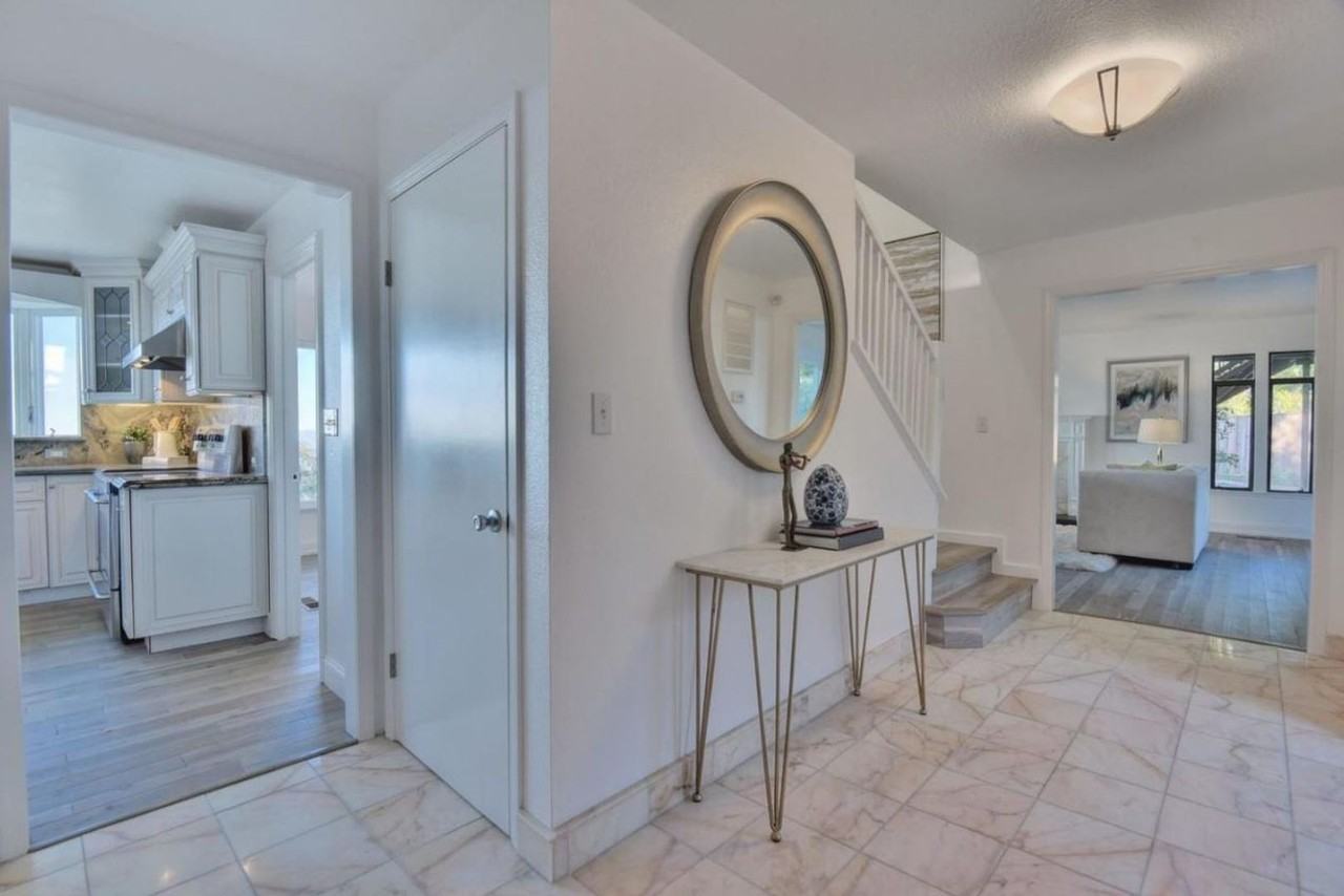 15280 Blackberry Hill Rd - Photo 3 of 19