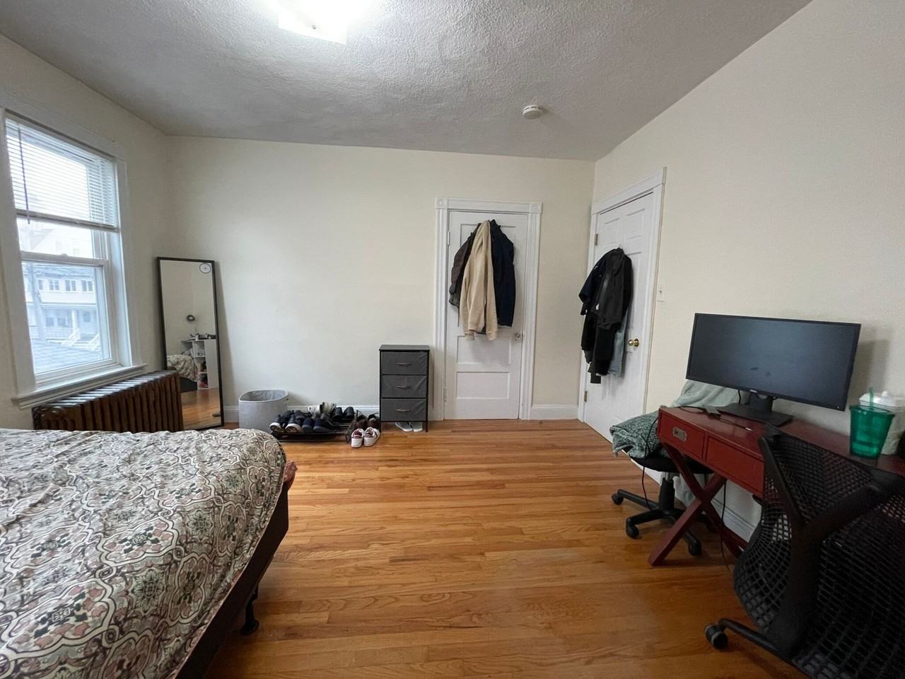 69 Fairbanks St - Photo 3 of 26