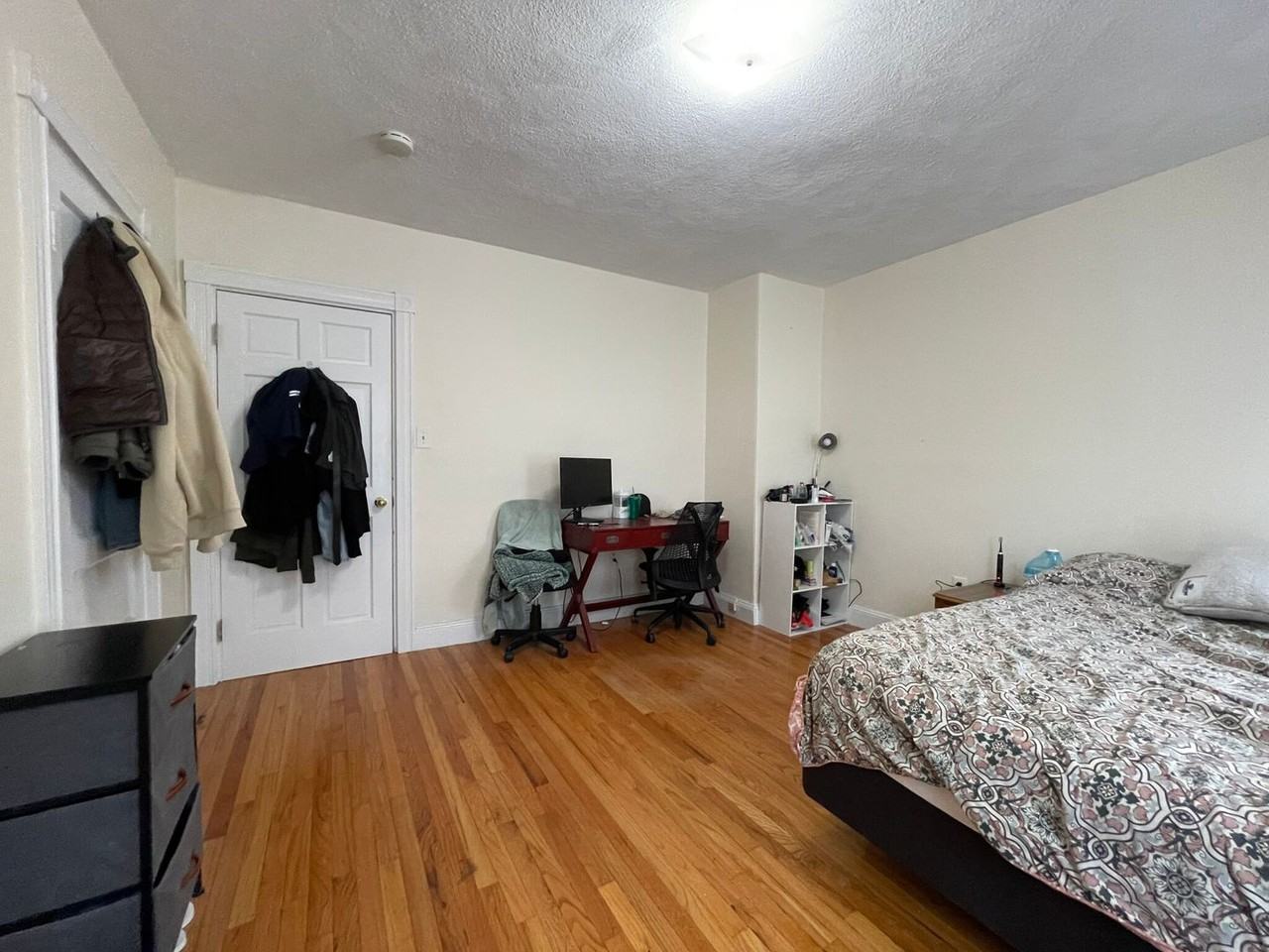 69 Fairbanks St - Photo 7 of 26