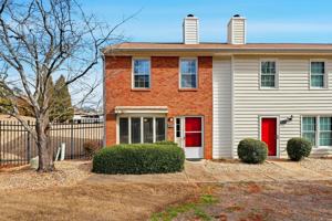 featured image of 988 Old Holcomb Bridge Rd