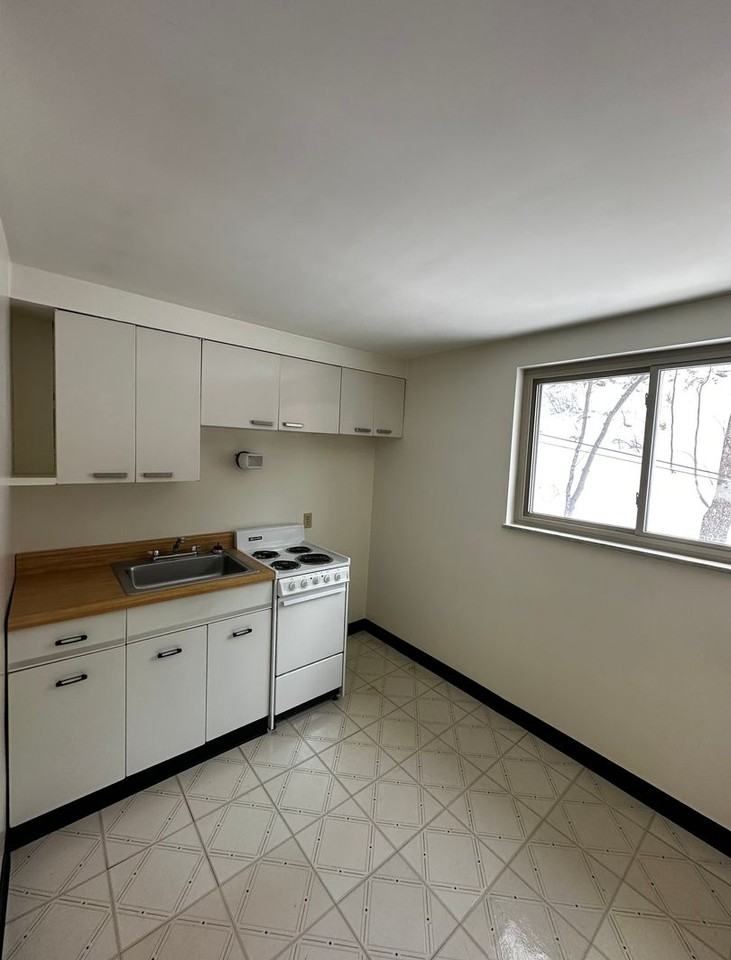 298 Lumar Vlg - Photo 7 of 19