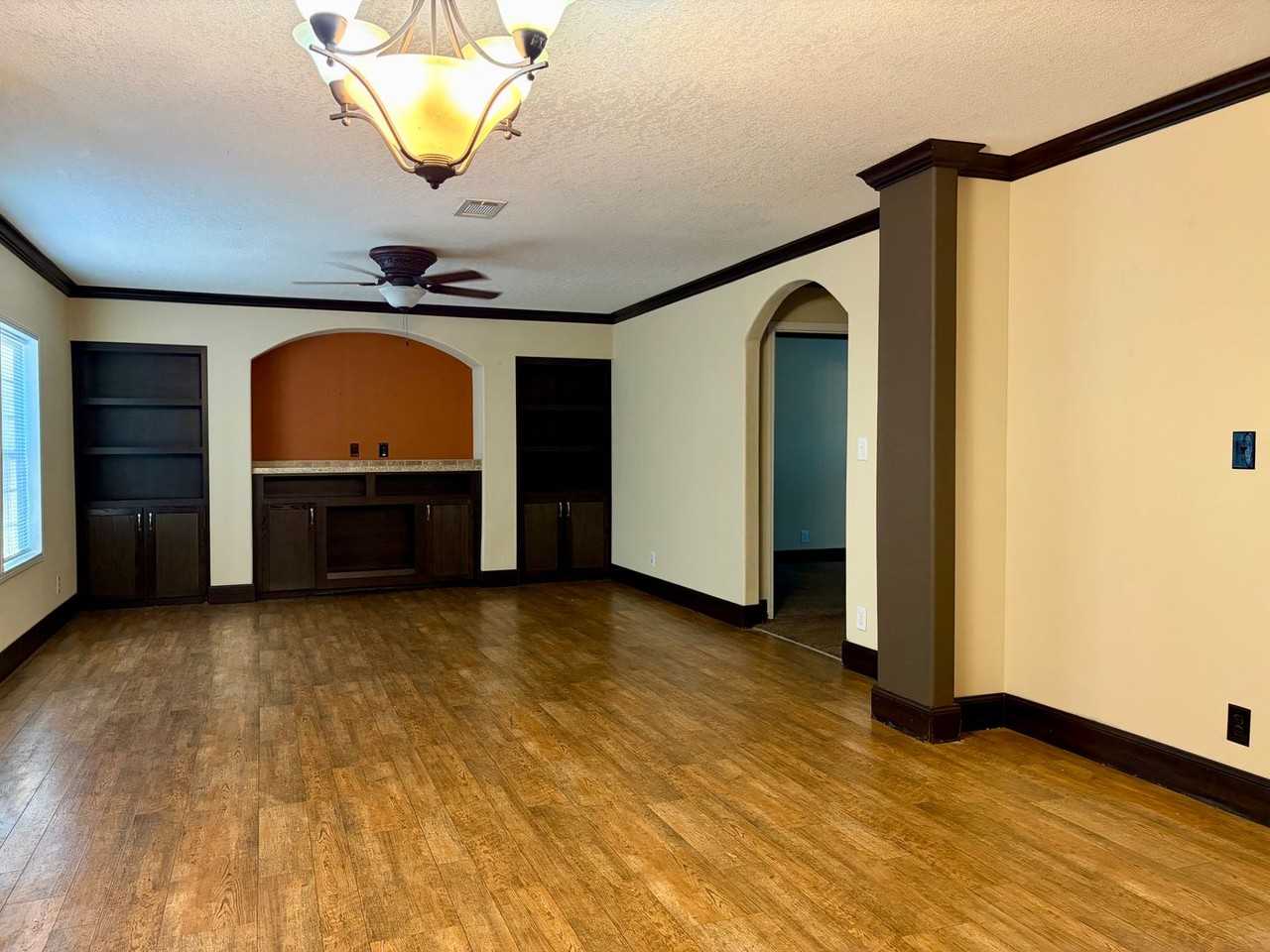 4819 W Trapnell Rd - Photo 5 of 28